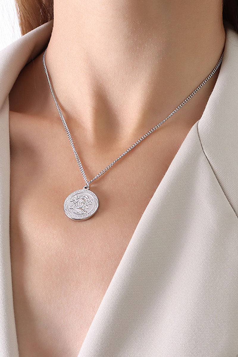 Collares sólidos de moda diaria