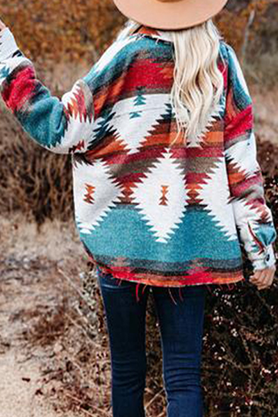 Prenda de abrigo con cuello vuelto, hebilla de bolsillo y estampado vintage