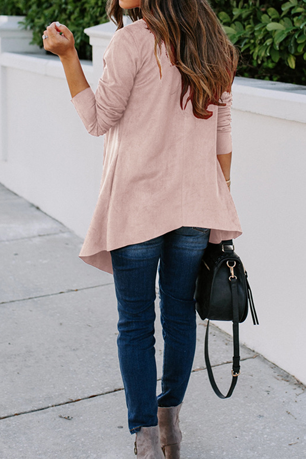 Prenda exterior informal de cuello vuelto asimétrico y liso