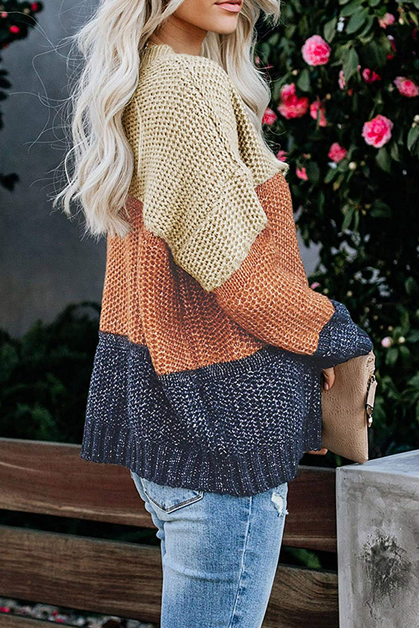 Suéter casual básico de patchwork con cuello redondo y contraste