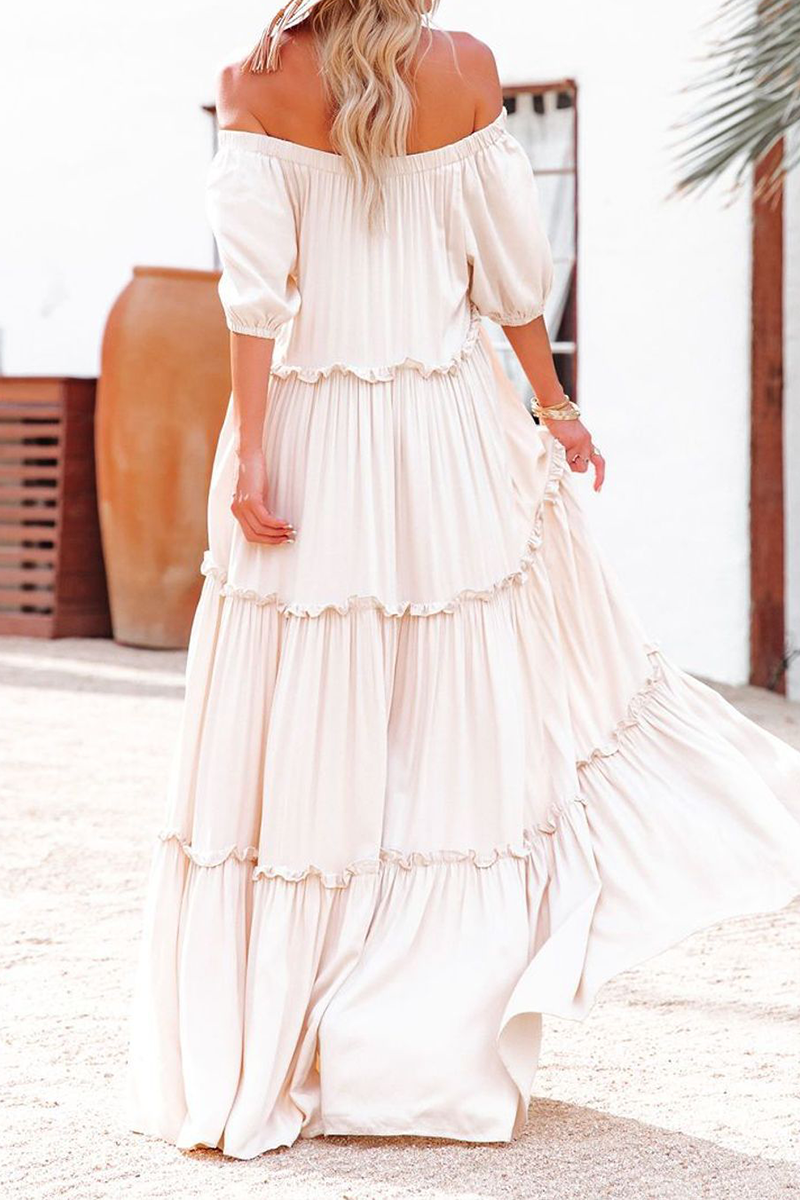 Vestidos casuales de falda pastel con hombros descubiertos y volantes lisos