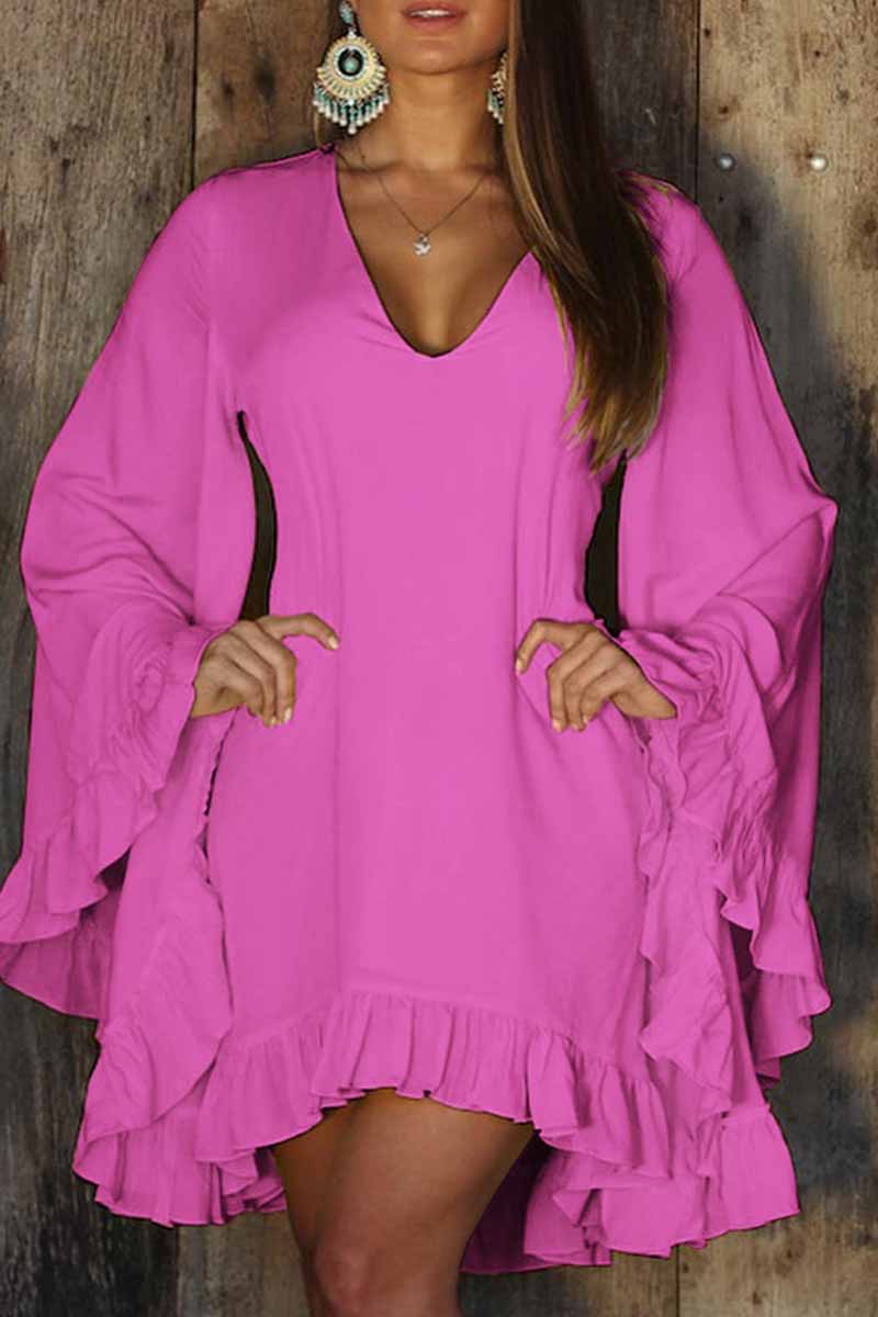 Vestido sexy de cuello en V irregular con volantes sólidos