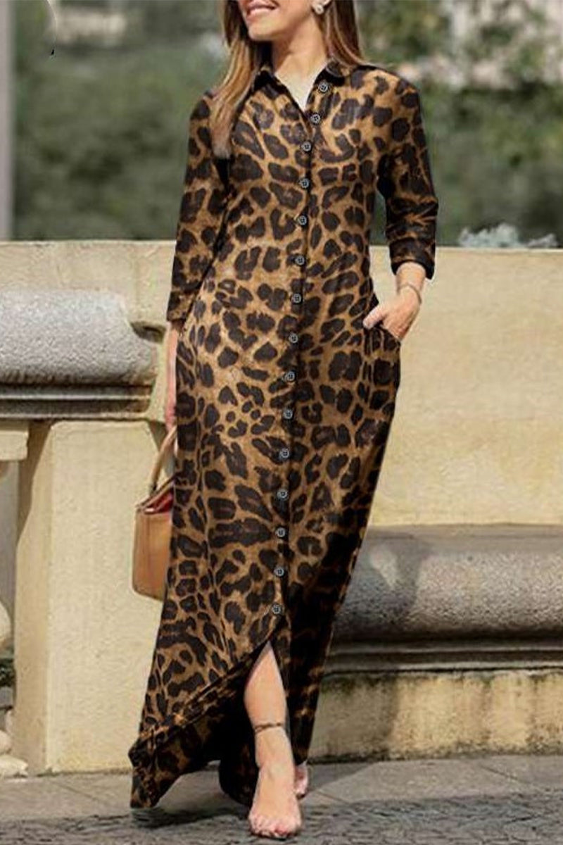 Vestido camisero informal con cuello vuelto y bolsillo estampado