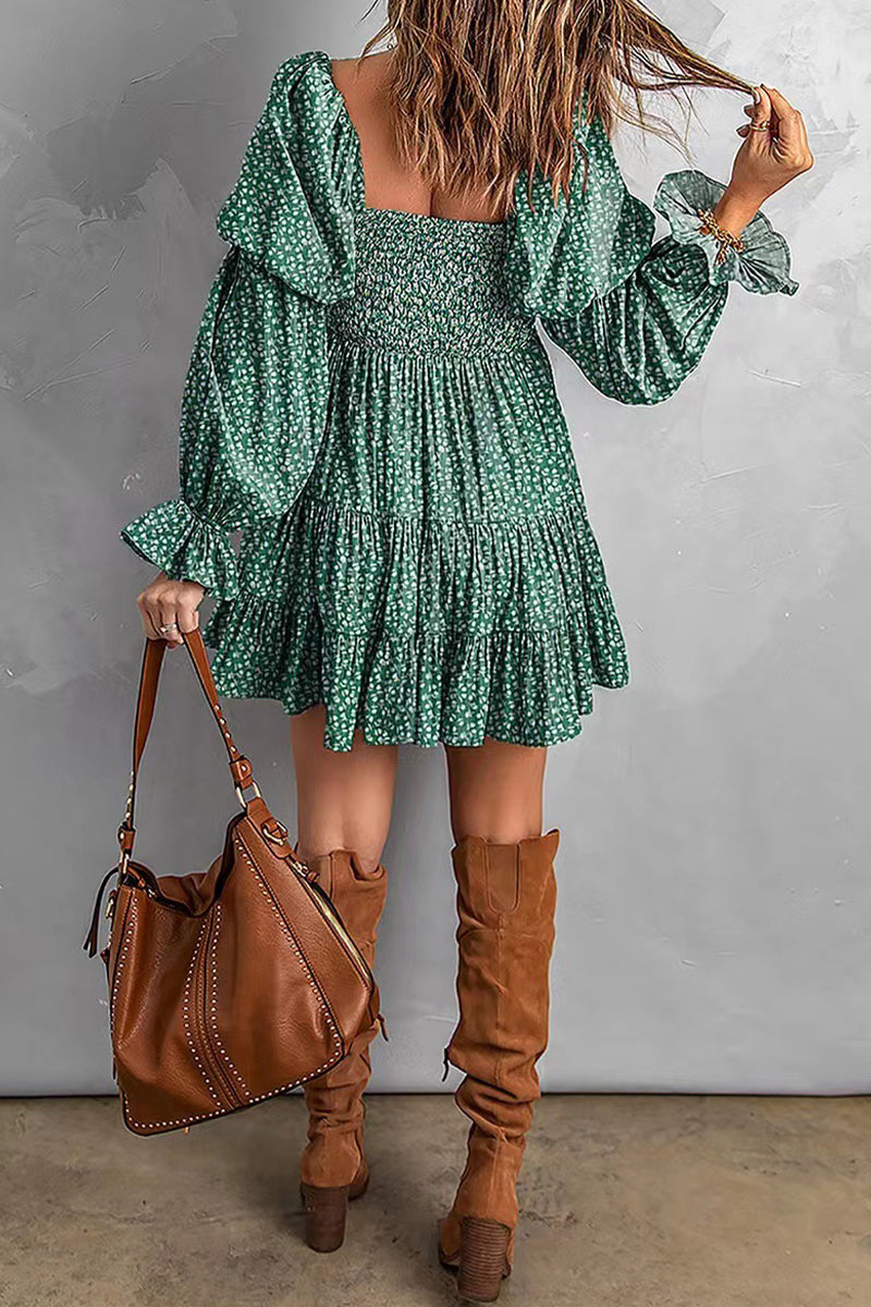 Vestido sexy con estampado floral y hombros descubiertos