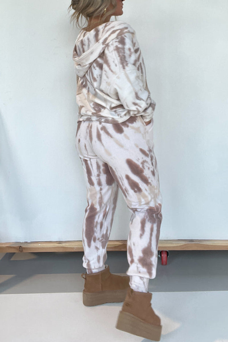 Conjunto informal de dos piezas con capucha, cuello y manga larga, con bolsillo y cordón ajustable y cambio gradual