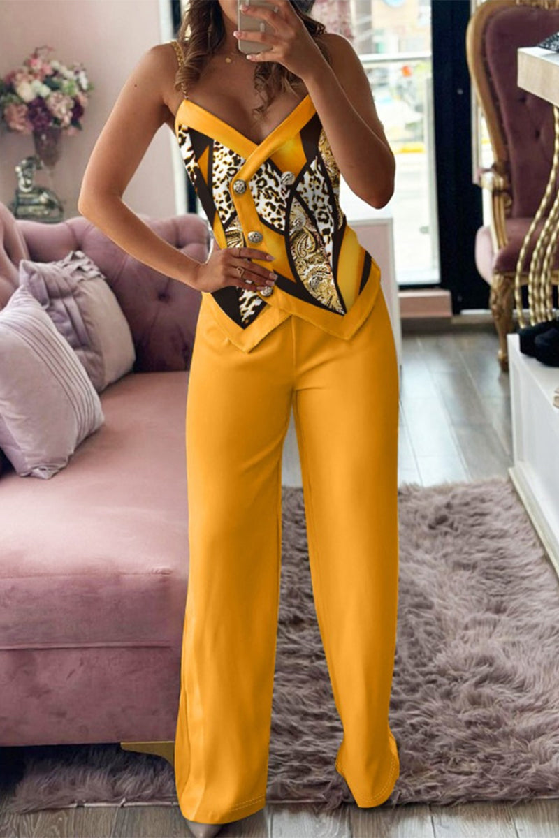 Conjunto de dos piezas sin mangas con cuello en V en contraste y botones con estampado geométrico vintage de estilo británico