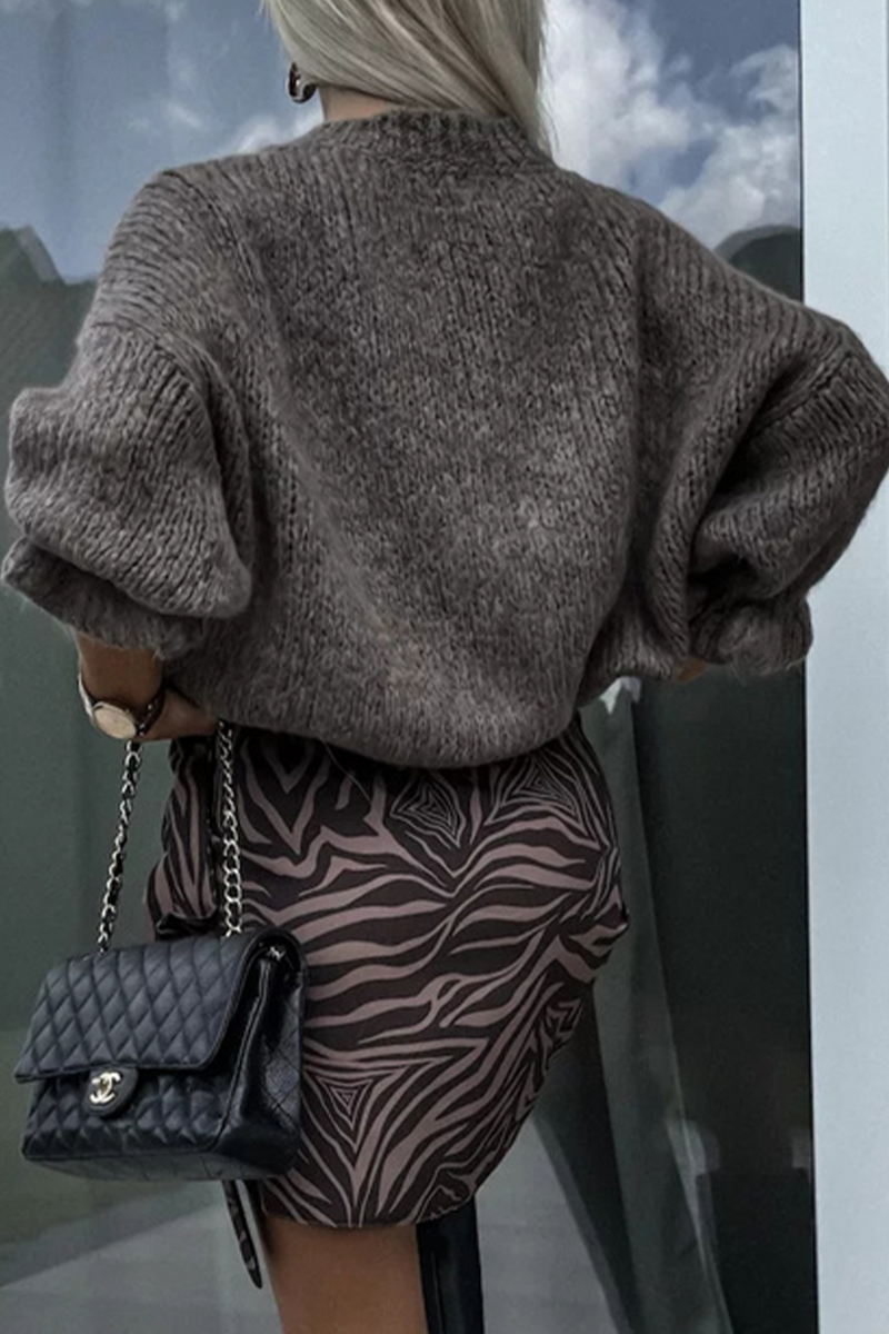 Suéteres casuales con cuello redondo y tejido con volantes (4 colores)