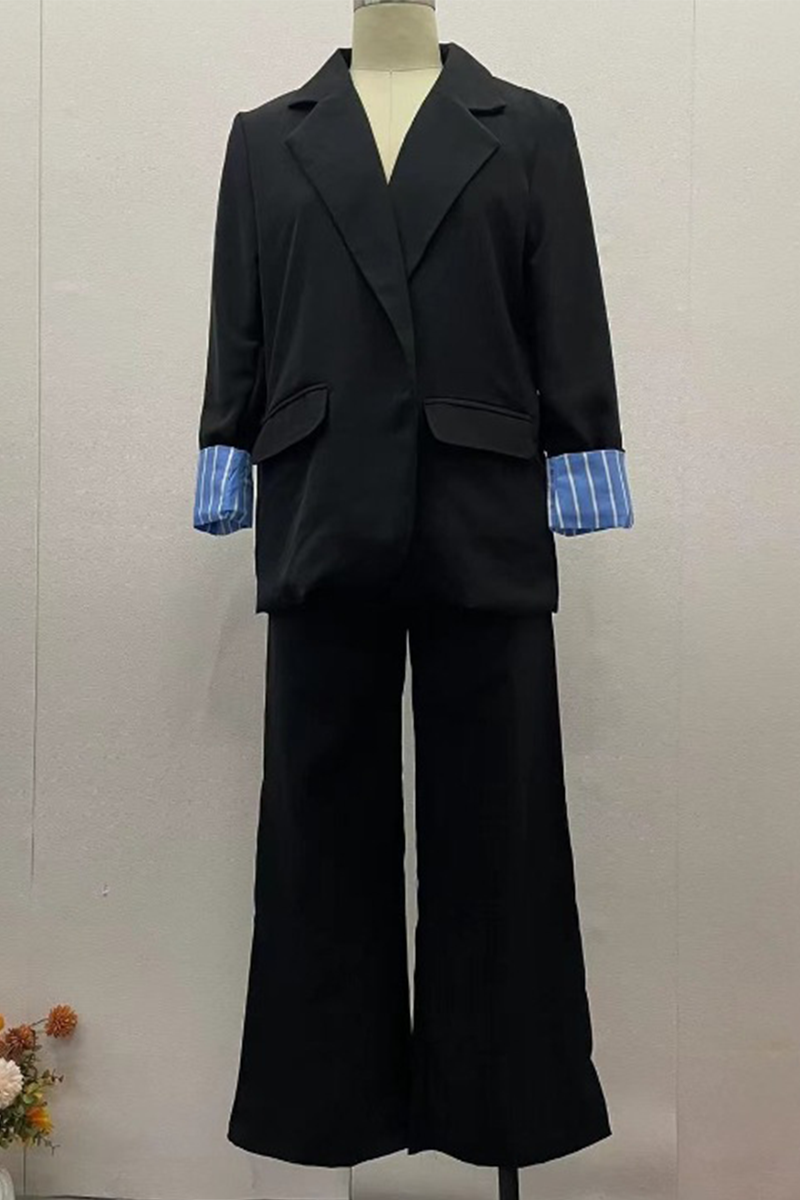 Conjunto informal de dos piezas con cuello vuelto, manga larga y bolsillos a rayas de calle