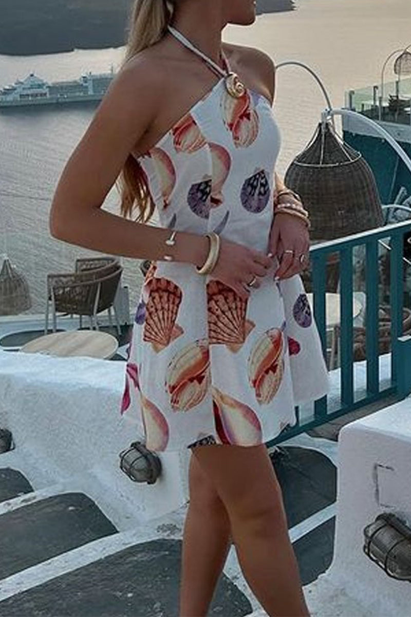 Vestidos sexys con estampado de grafiti, patchwork y cuello halter en contraste