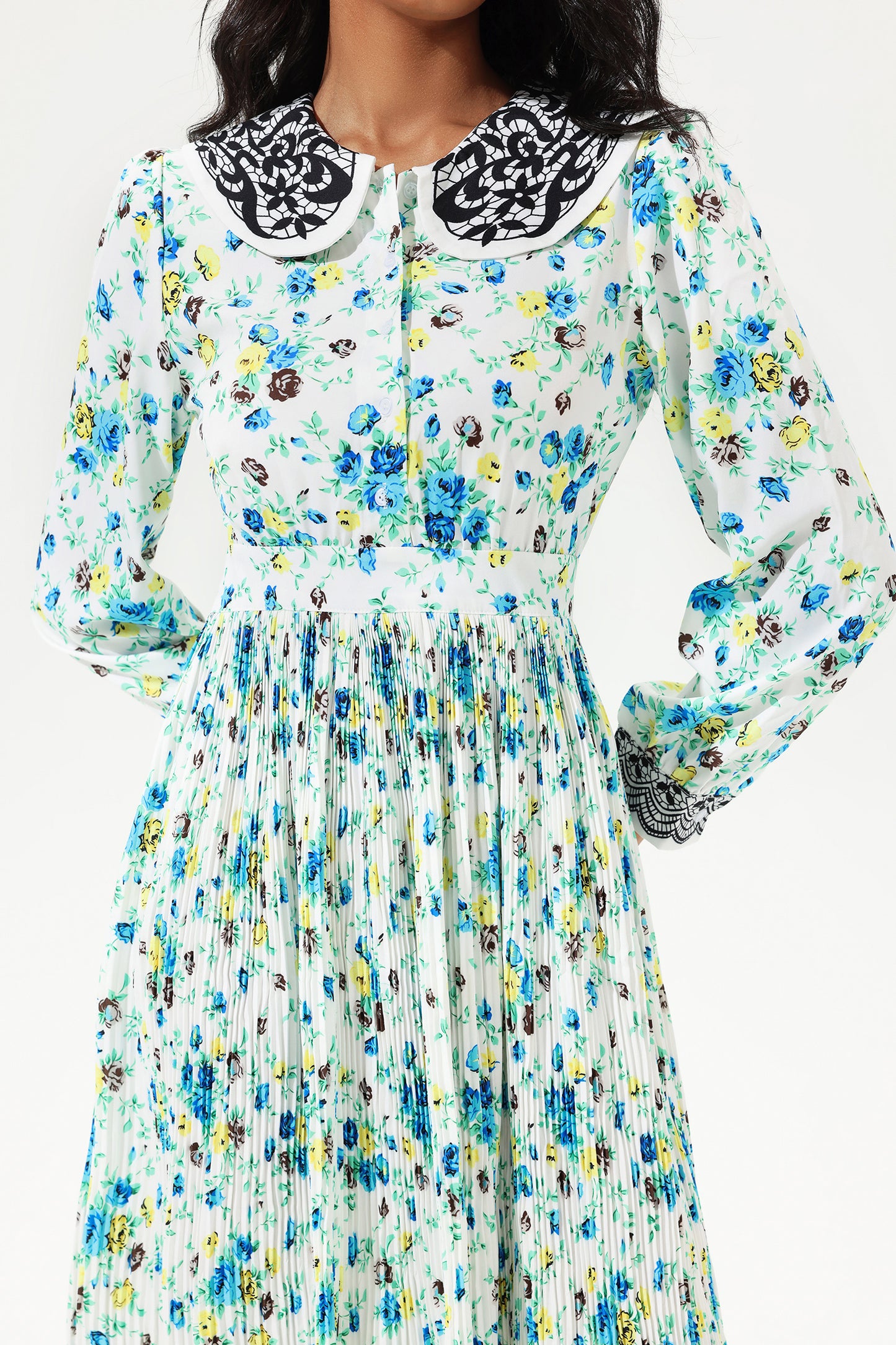 Vestido midi de encaje con cuello de muñeca y mangas de farol con flores