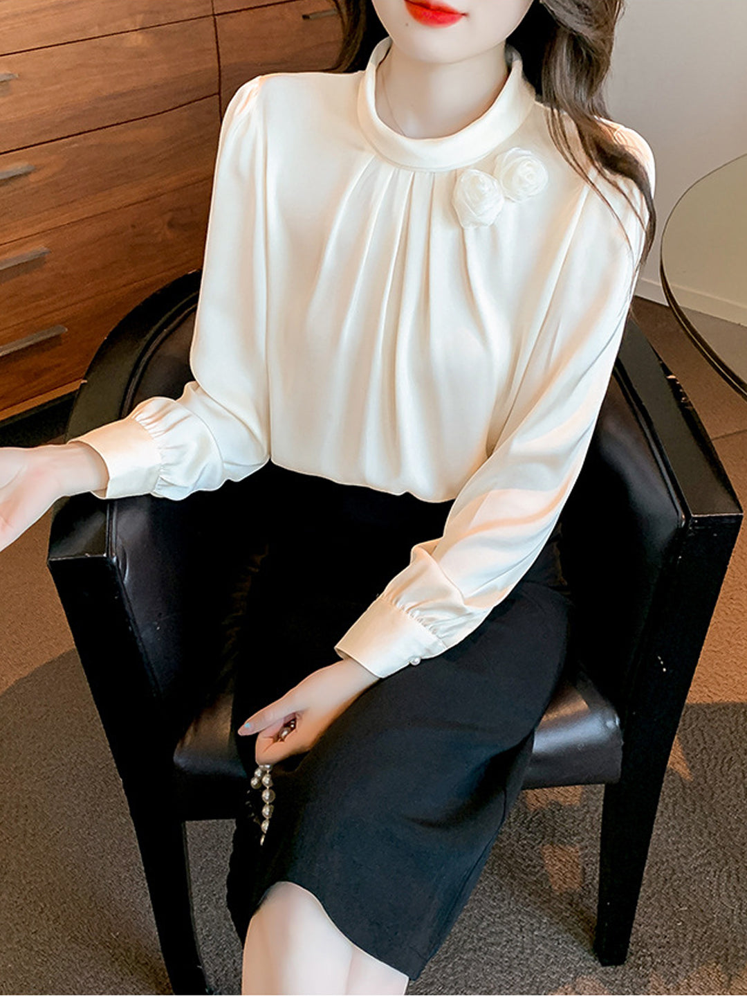 Sara Vintage Chiffon Stand Collar Blouse