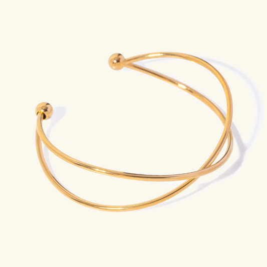 Cora Crossover Gold Cuff