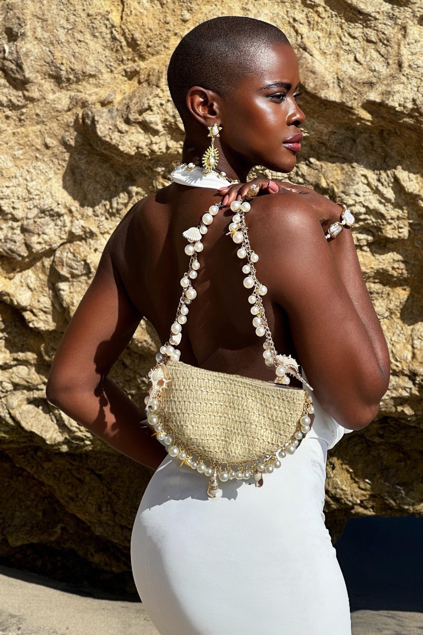 Bolso hobo de paja con perlas Sea Wonder