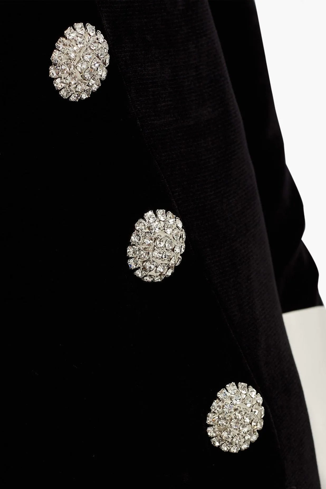 Vestido largo con abertura y cuello en V y manga larga