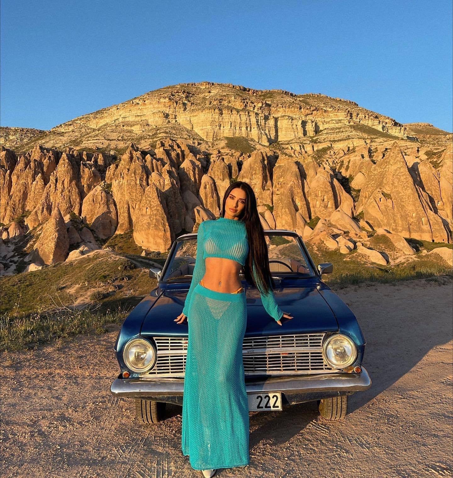 Conjunto de blusa bohemia informal de punto con aberturas para playa de verano, top corto largo hasta la mitad