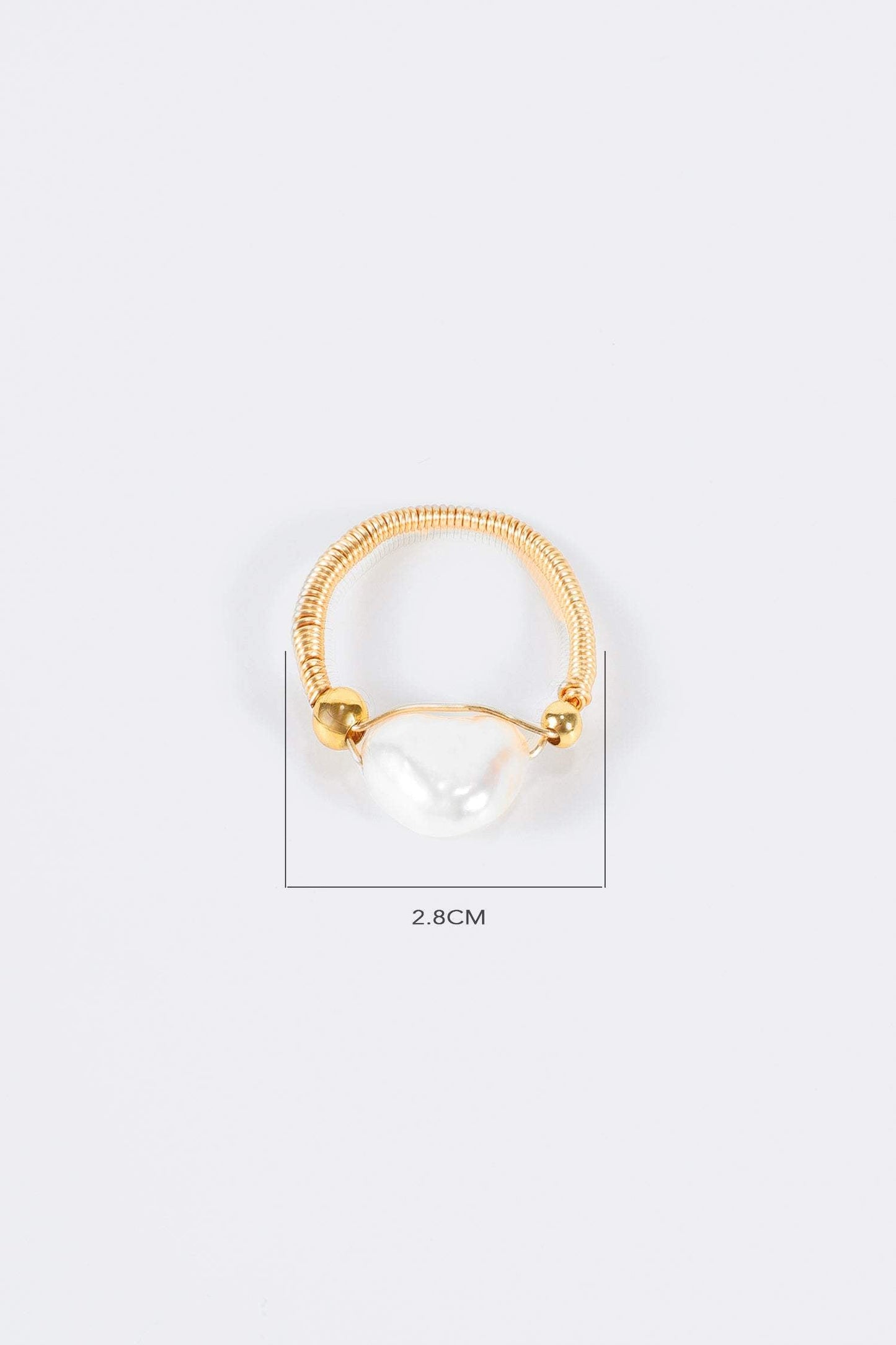 Anillo de perlas naturales