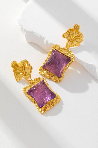 Pendientes y collar de acrílico morado cuadrado dimensional en tono dorado