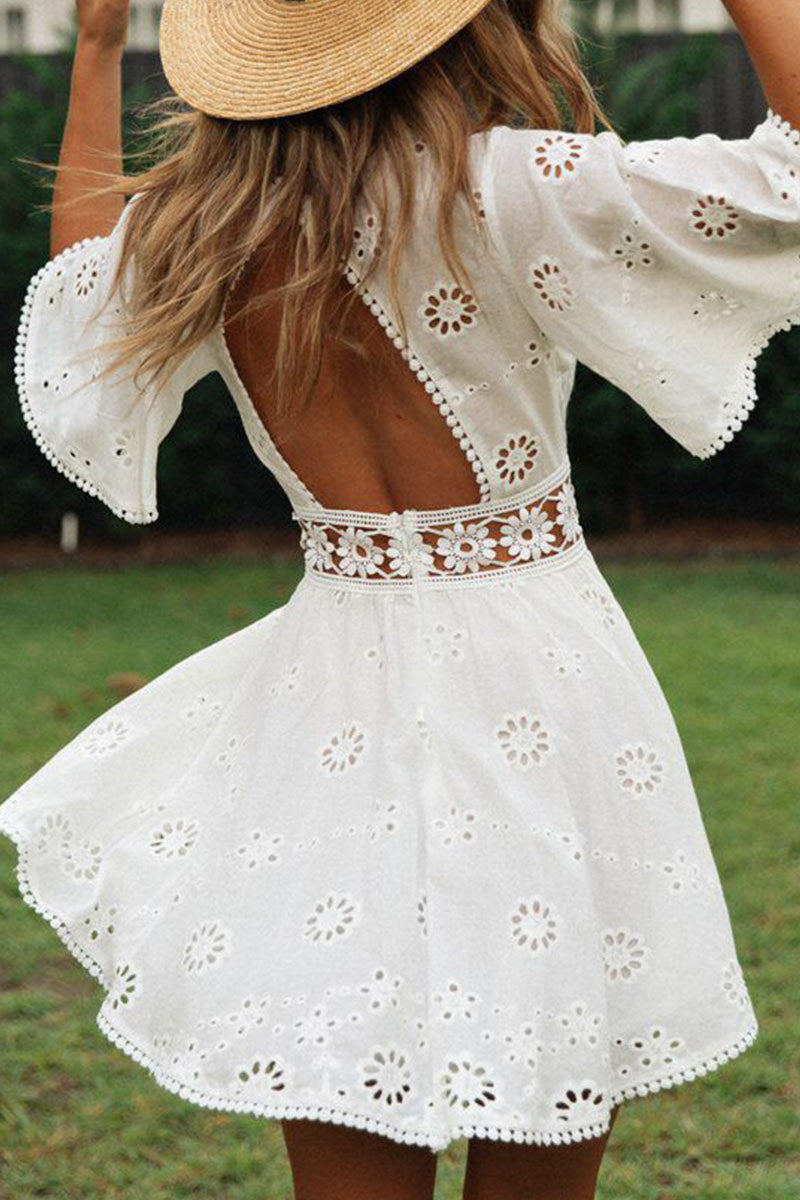 Vestidos de encaje con cuello redondo, espalda descubierta, huecos y sólidos de moda callejera