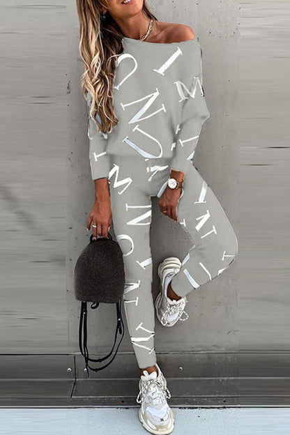Conjunto de dos piezas de manga larga con cuello oblicuo y letras informales a la moda (5 colores)