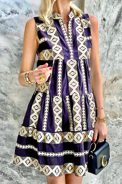 Vestidos de línea A con cuello en V y patchwork con estampado urbano de moda