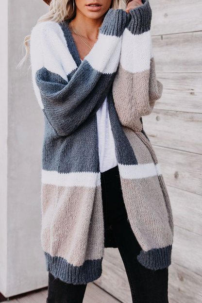 Cárdigan informal con cuello en V y parches de colores