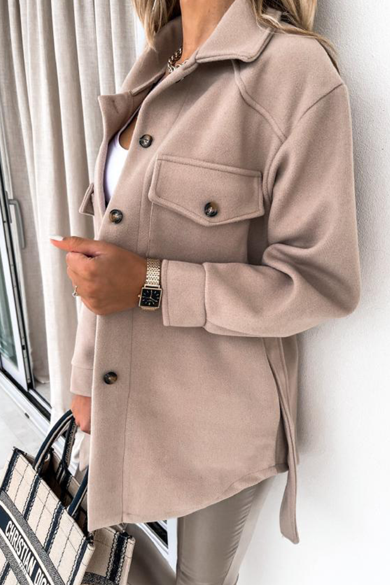 Prenda exterior informal de calle con hebilla sólida y cinturón con cuello vuelto