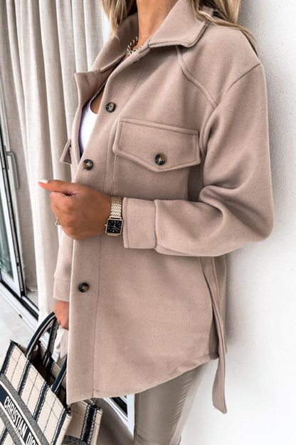 Prenda exterior informal de calle con hebilla sólida y cinturón con cuello vuelto