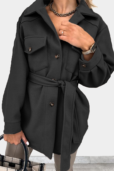 Prenda exterior informal de calle con hebilla sólida y cinturón con cuello vuelto