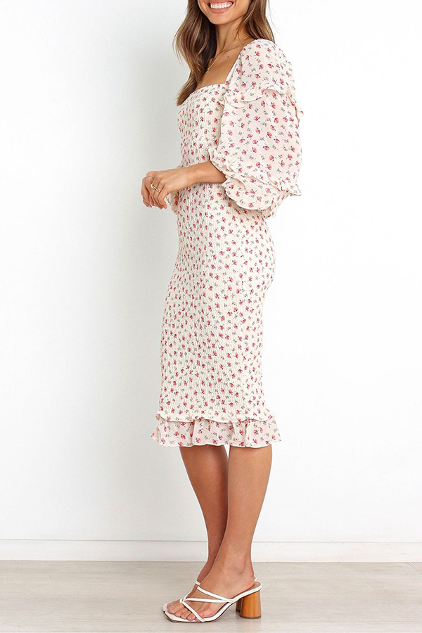 Elegante vestido de falda tubo con cuello cuadrado y volantes florales