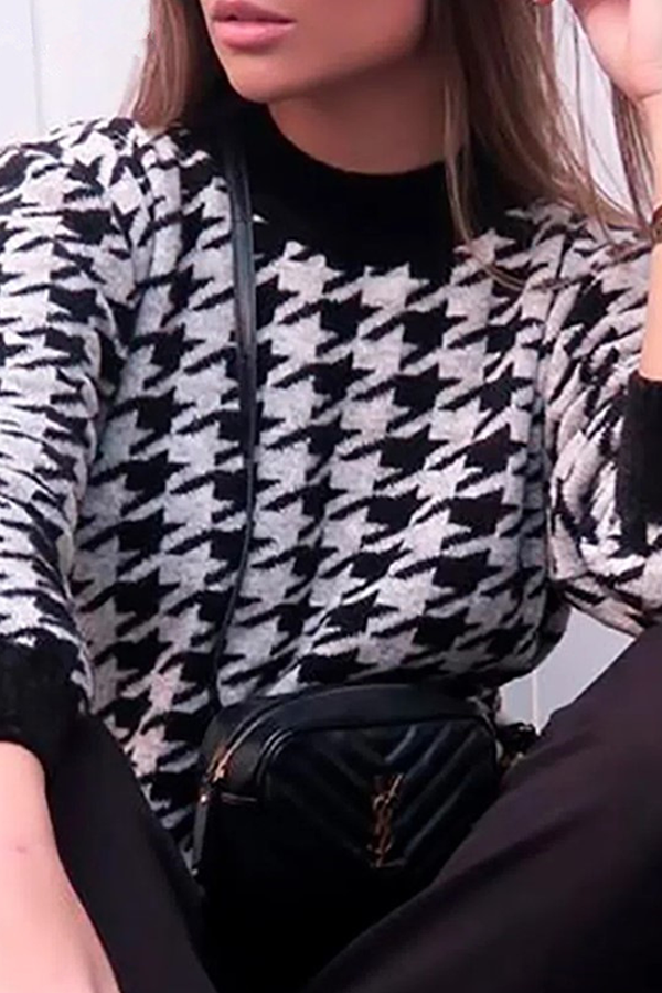 Suéter de cuello redondo con contraste de patchwork geométrico de moda urbana (3 colores)