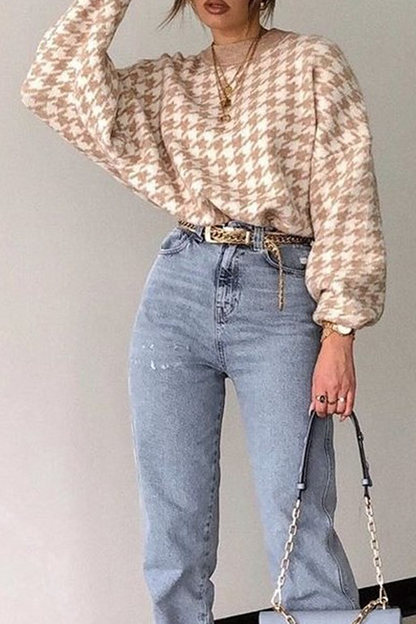 Suéter de cuello redondo con contraste de patchwork geométrico de moda urbana