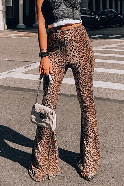 Pantalones de moda con estampado animal de leopardo y abertura en la parte de abajo, básicos, de corte a bota, de cintura alta y estampado completo