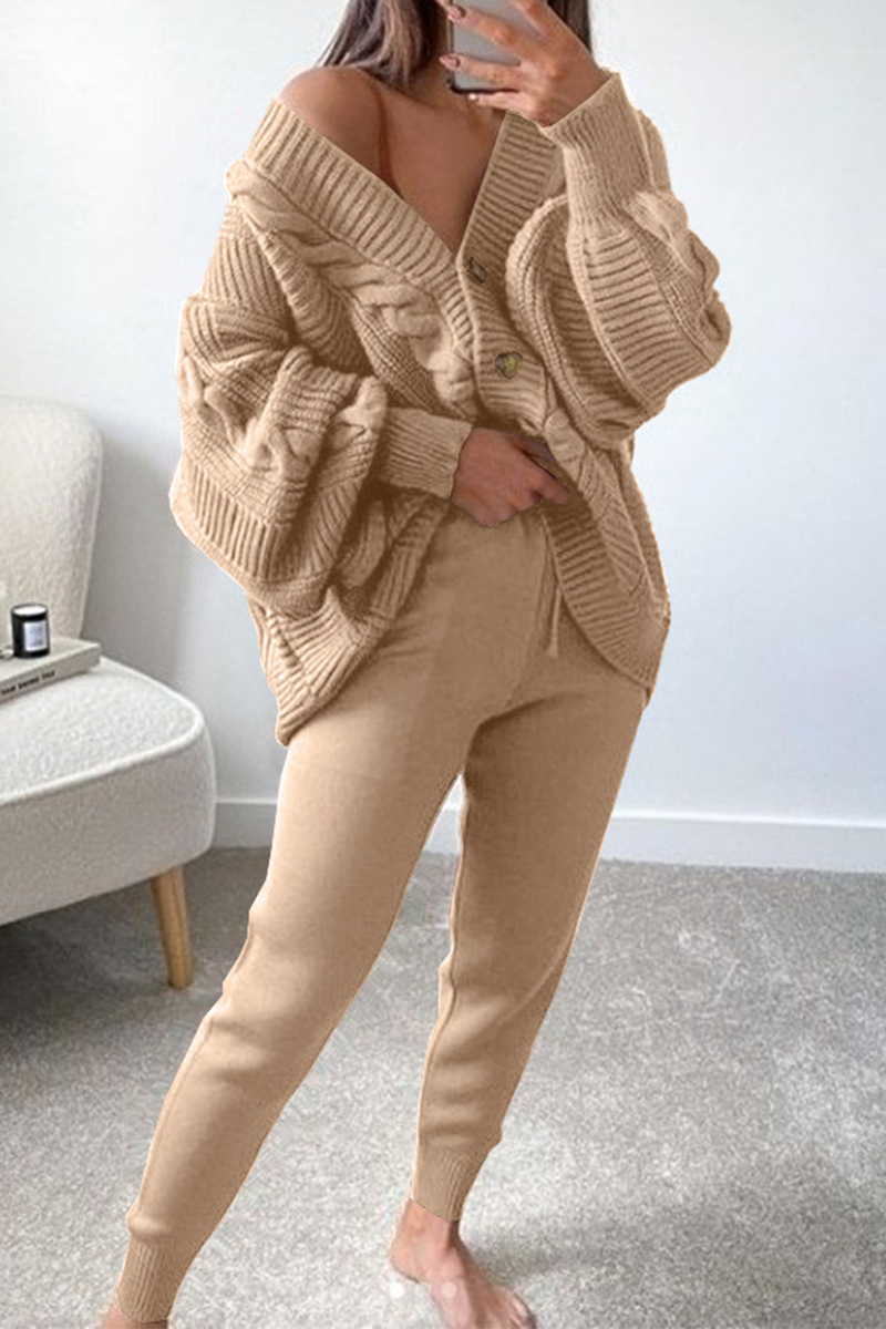 Conjunto informal de dos piezas con cuello en V, manga larga y parches sólidos