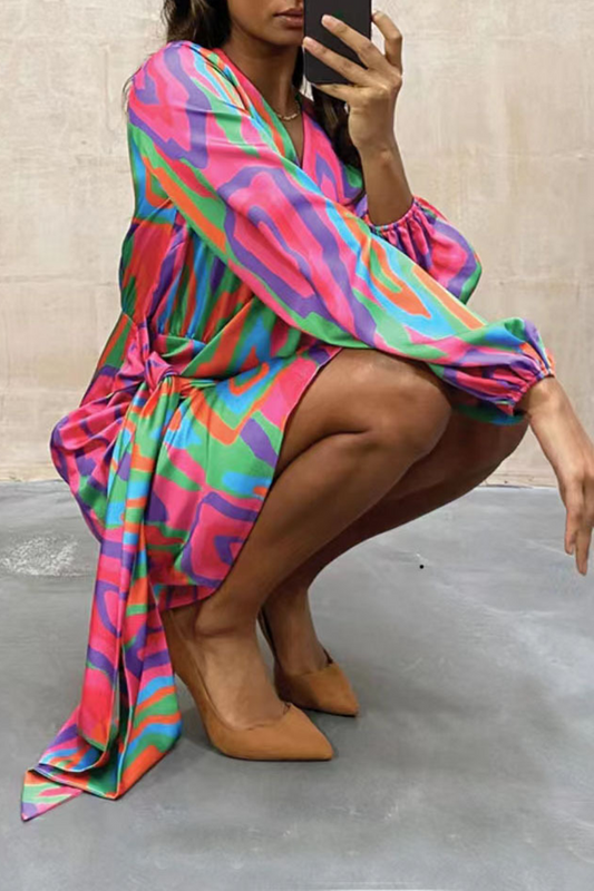 Vestido informal con cuello en V, estampado de patchwork e irregular