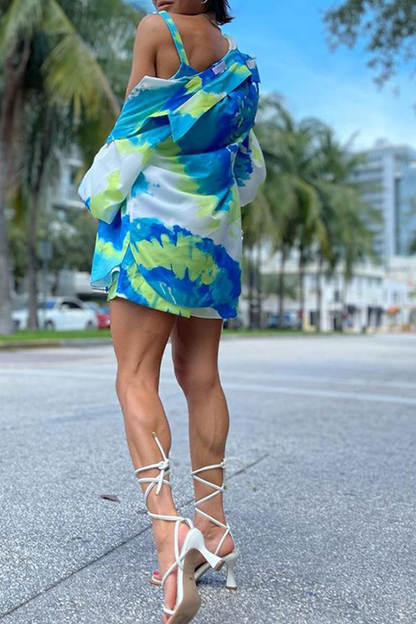 Conjunto informal de tres piezas con cuello vuelto, manga larga y diseño tie-dye de patchwork