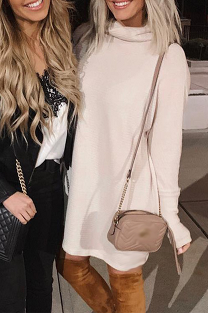 Vestidos casuales lisos de cuello alto con parches