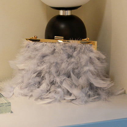 Bolsos de fiesta diarios con plumas, cadenas y perlas