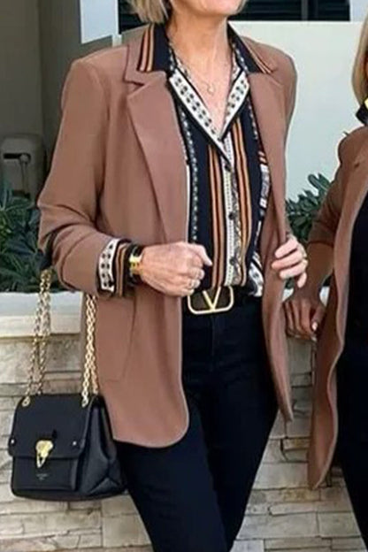 Ropa de trabajo de color sólido con cuello vuelto