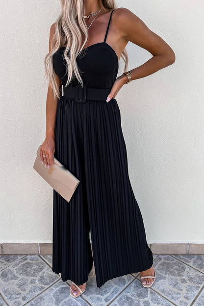 Monos holgados con tirantes finos y parches lisos de calle