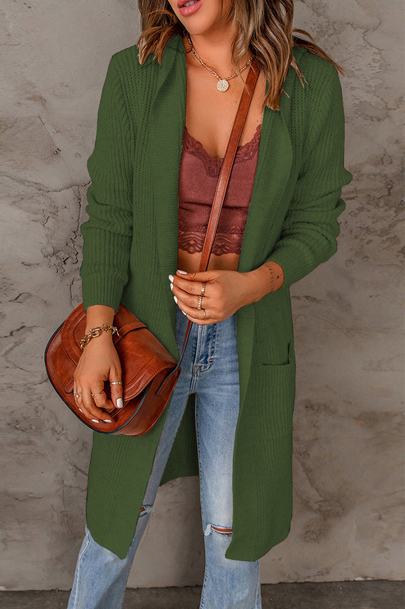 Tops de cuello vuelto con parches lisos de calle