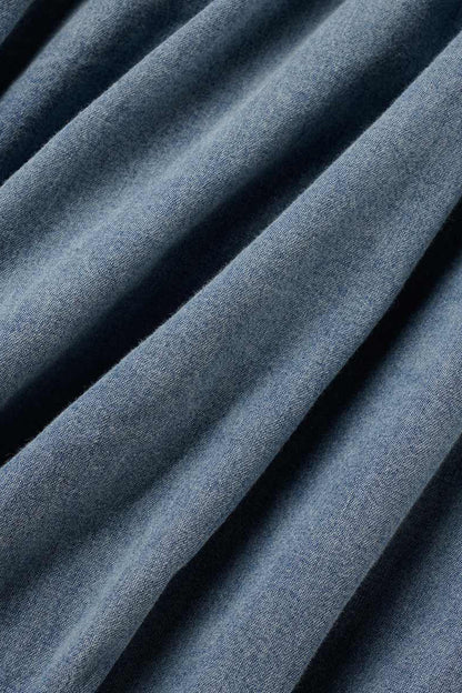 Mono vaquero holgado de cintura alta y manga corta con cuello en V de estilo urbano y estampado sólido