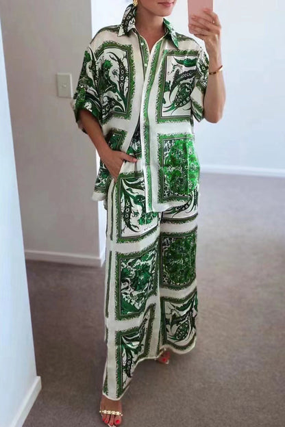 Conjunto de dos piezas de manga corta con cuello vuelto y estampado de patchwork para vida informal