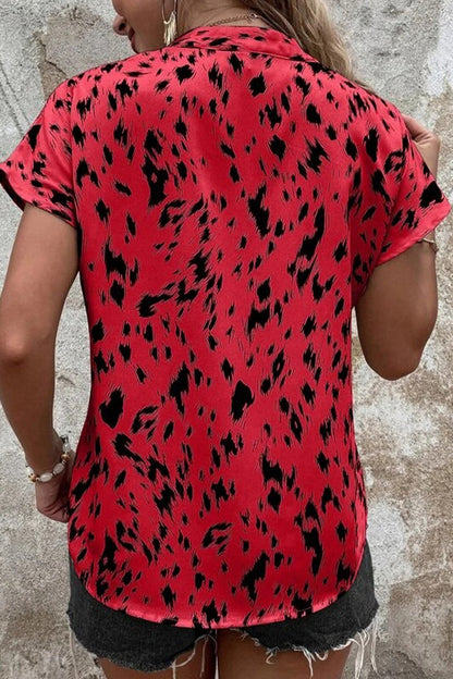 Tops casuales con cuello en V y estampado urbano de patchwork (6 colores)