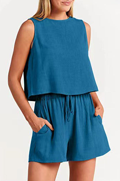 Conjunto informal sencillo de dos piezas, liso, con frenillo y cuello redondo, sin mangas