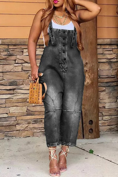 Mono recto con bolsillo y cuello cuadrado y botones de parche liso de calle