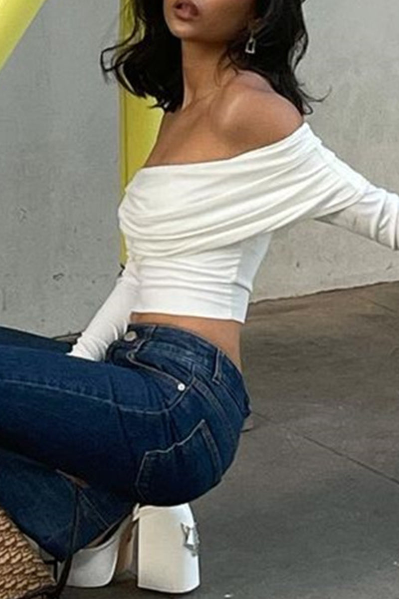 Camisetas con hombros descubiertos y patchwork liso de Simplicity