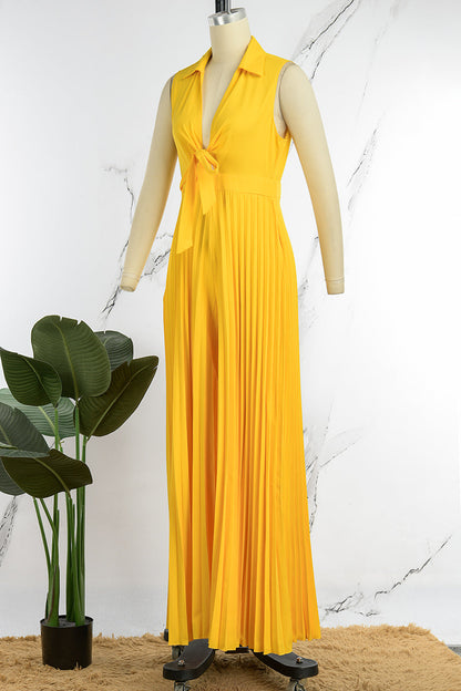 Mono sexy de vendaje liso con agujeros y cuello vuelto, con pliegues y parches rectos