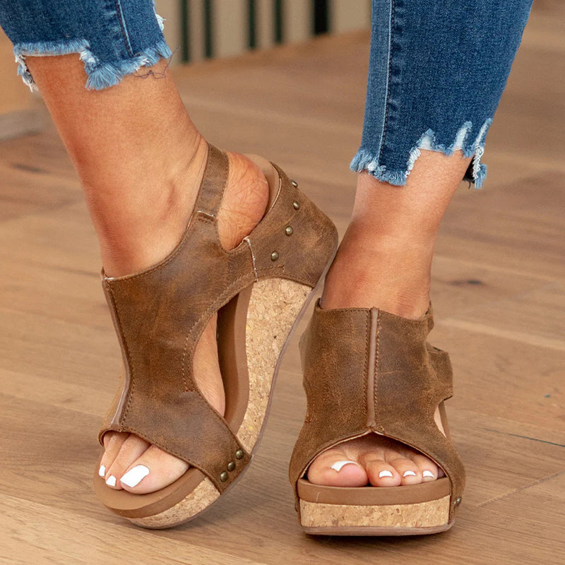 Zapatos casuales de cuña abierta con patchwork