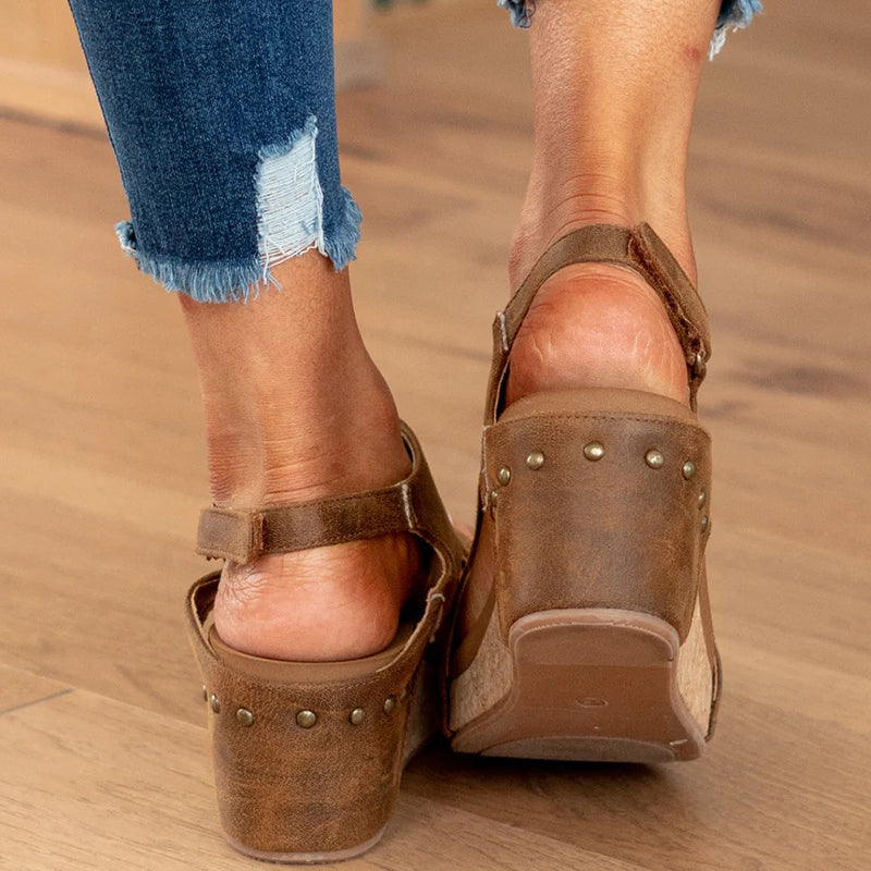 Zapatos casuales de cuña abierta con patchwork