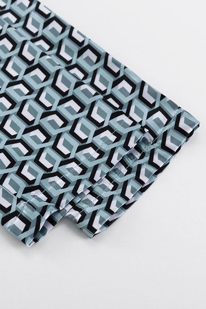 Conjunto informal de dos piezas con cuello vuelto, manga larga y estampado animal de calle